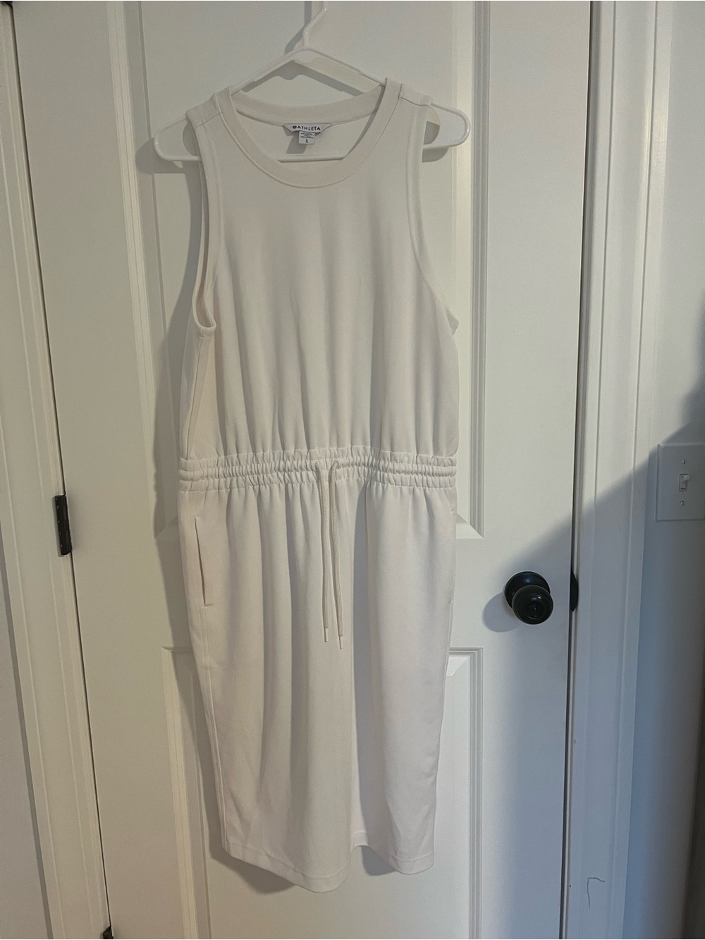 Athleta White Sleeveless Active Top